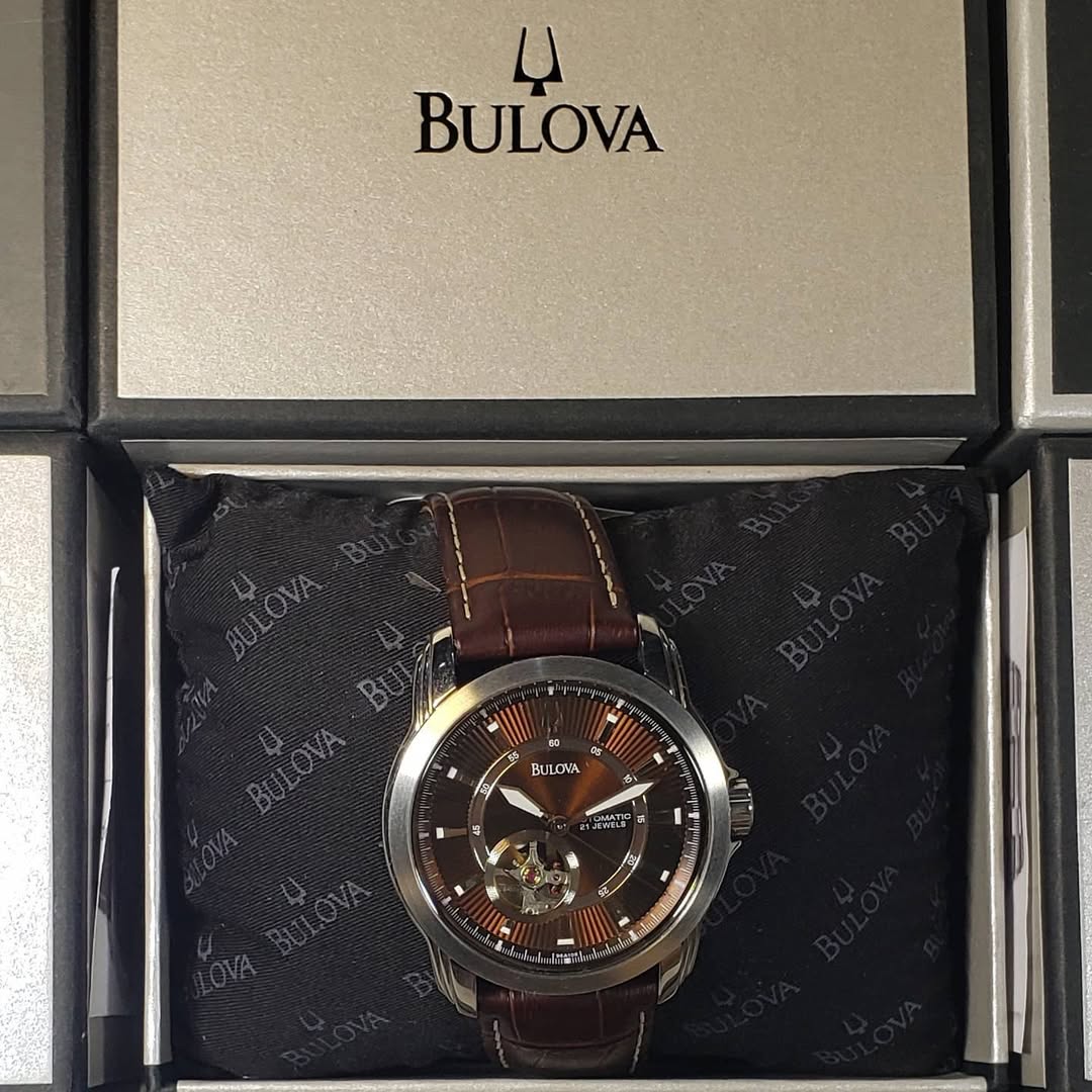 Bulova Mechanical 96A108 12085 - Imagen 2