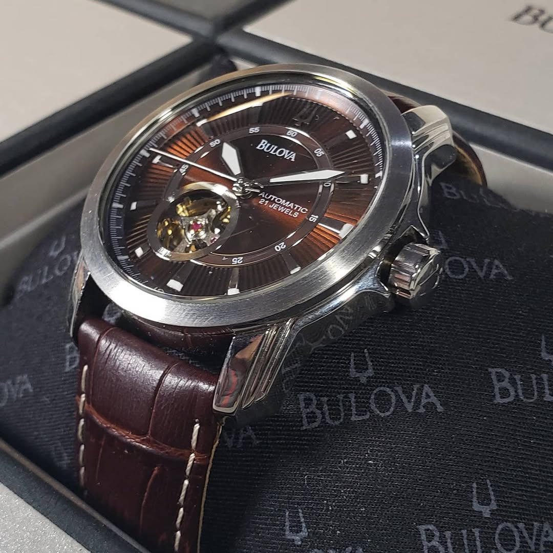 Bulova Mechanical 96A108 12085 - Imagen 6