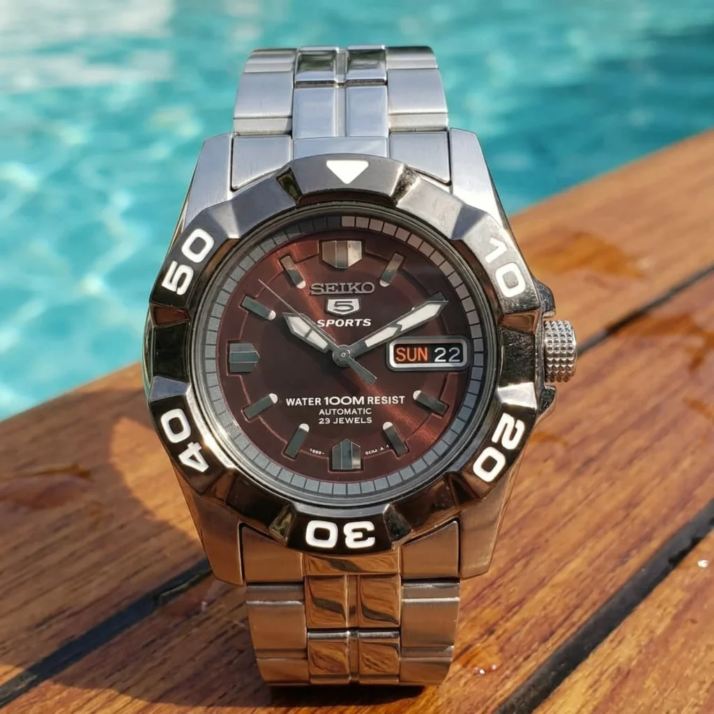 Seiko 5 Sports SNZE49 9356