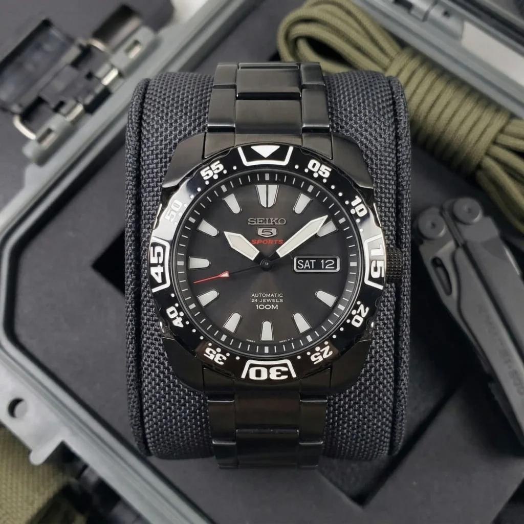 Seiko 5 Sports SRP169 12215